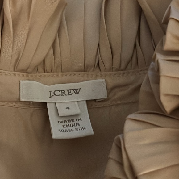 J.‎ CREW 10% Silk Tan Gold Ruffled Sleeveless Top Business Party Work Size 4 - Picture 7 of 9